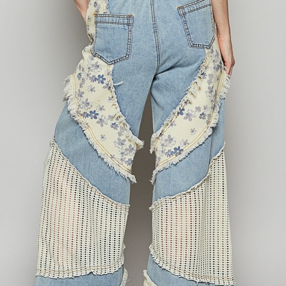 POL Blue and Cream Floral Wide-Leg Jeans - Picture 3 of 4